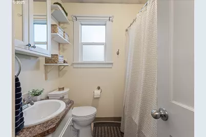 6506 SE 83rd Ave, Portland, OR 97266 - Photo 9