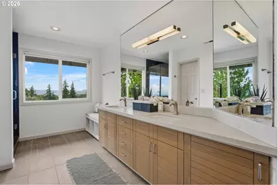 99 Garibaldi St, Lake Oswego, OR 97035 - Photo 25