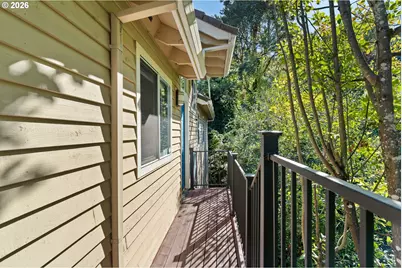 220 S Texas St, Portland, OR 97219 - Photo 3