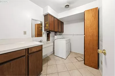 623 Pioneer Way, Winchester, OR 97495 - Photo 33