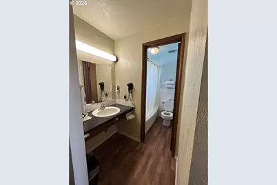 1593 Highway 101, Reedsport, OR 97467 - Photo 5