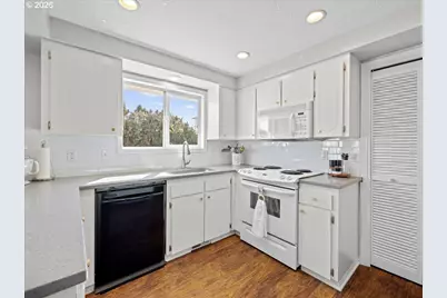 2534 Westwind Ave NW, Salem, OR 97304 - Photo 15