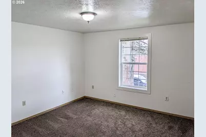 224 C St, Independence, OR 97351 - Photo 17