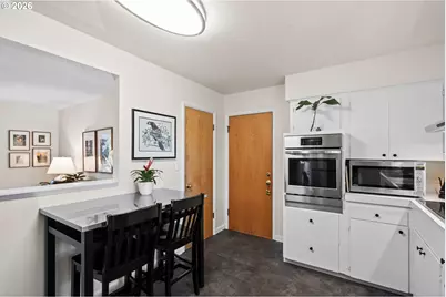 1036 Bullock St, Lake Oswego, OR 97034 - Photo 11