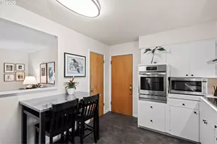 1036 Bullock St, Lake Oswego, OR 97034 - Photo 11