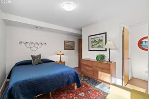 1036 Bullock St, Lake Oswego, OR 97034 - Photo 27