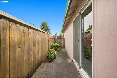 2319 NW Stanley Ave, Gresham, OR 97030 - Photo 29