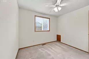 2319 NW Stanley Ave, Gresham, OR 97030 - Photo 25