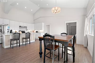 21358 Oak Ln, Aurora, OR 97002 - Photo 27