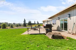 21358 Oak Ln, Aurora, OR 97002 - Photo 23