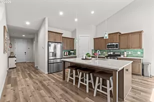 2407 W 8th Ave, Junction City, OR 97448 - Photo 13