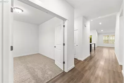 1945 S 32nd Ave #19, Cornelius, OR 97113 - Photo 3
