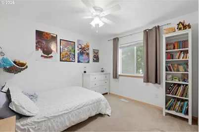 936 NE Lija Loop, Portland, OR 97211 - Photo 27