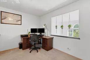 936 NE Lija Loop, Portland, OR 97211 - Photo 31