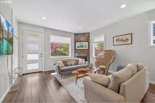 521 N Cook St, Portland, OR 97227 - Photo 9