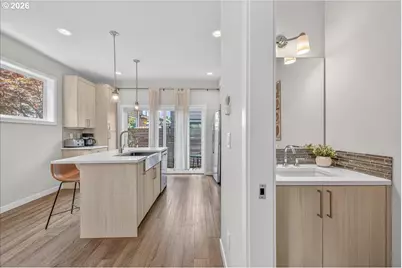 521 N Cook St, Portland, OR 97227 - Photo 9