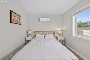 521 N Cook St, Portland, OR 97227 - Photo 29