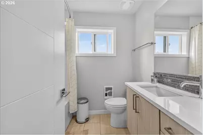 521 N Cook St, Portland, OR 97227 - Photo 25