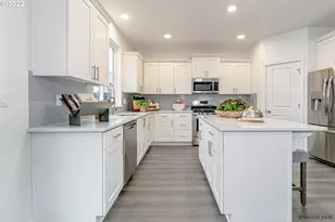 3197 S Nectarine St, Cornelius, OR 97113 - Photo 11