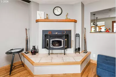 1530 NW Jefferson St, Roseburg, OR 97471 - Photo 9