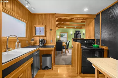 70 NW Knoxville St, Yachats, OR 97498 - Photo 23