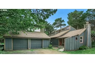 70 NW Knoxville St, Yachats, OR 97498 - Photo 1