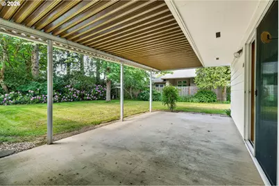 1685 SW 87th Ave, Portland, OR 97225 - Photo 35
