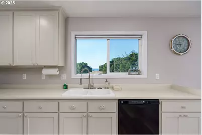 2131 Beach Loop Drive, Bandon, OR 97411 - Photo 11