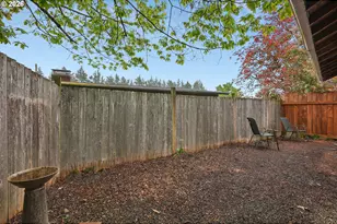 13243 NE Sacramento Dr, Portland, OR 97230 - Photo 39