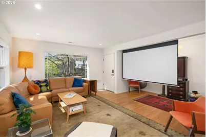 2926 NE 77th Pl, Portland, OR 97213 - Photo 9