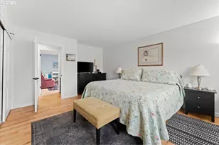 5360 SW Dover Ln, Portland, OR 97225 - Photo 25