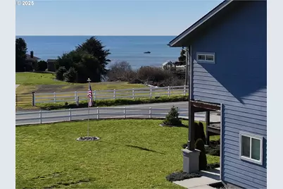 15289 Oceanview Dr, Brookings, OR 97415 - Photo 43
