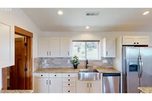 15289 Oceanview Dr, Brookings, OR 97415 - Photo 13