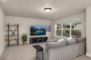 12760 SE Gateway Dr, Happy Valley, OR 97086 - Photo 17
