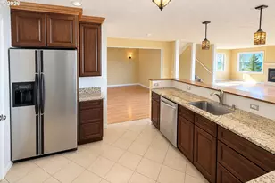 144 Duane St, Astoria, OR 97103 - Photo 15