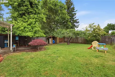 2199 Cleveland St, Eugene, OR 97405 - Photo 27