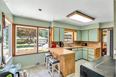 1883 SE Rosebrier Ct, Milwaukie, OR 97267 - Photo 11
