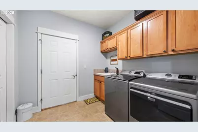 2243 NW Overlook Dr, Hermiston, OR 97838 - Photo 9