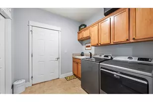 2243 NW Overlook Dr, Hermiston, OR 97838 - Photo 9