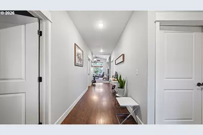 2243 NW Overlook Dr, Hermiston, OR 97838 - Photo 3