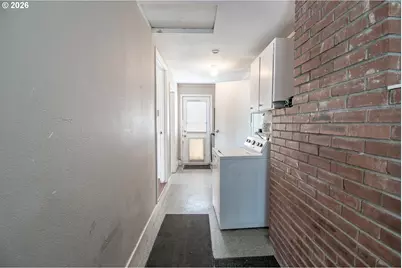 1267 Pleasant St, Springfield, OR 97477 - Photo 11