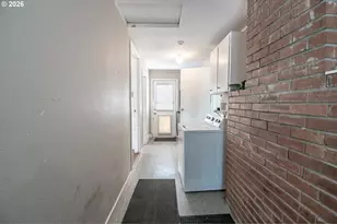 1267 Pleasant St, Springfield, OR 97477 - Photo 11