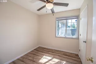1267 Pleasant St, Springfield, OR 97477 - Photo 7