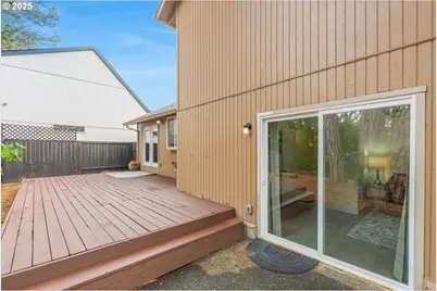 17529 SW Beaver Ct, Beaverton, OR 97003 - Photo 33