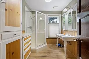 274 S Garden Way, Eugene, OR 97401 - Photo 9