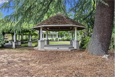 274 S Garden Way, Eugene, OR 97401 - Photo 35