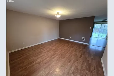 1106 S 11th Ave, Kelso, WA 98626 - Photo 3