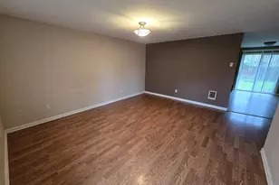 1106 S 11th Ave, Kelso, WA 98626 - Photo 3