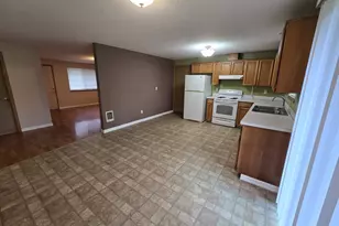 1106 S 11th Ave, Kelso, WA 98626 - Photo 9