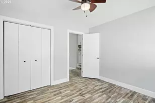 209 E Humboldt St, Bingen, WA 98605 - Photo 21